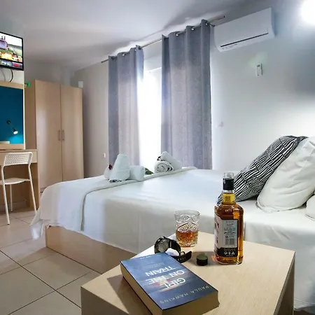 Ilida Apartments Néa Péramos Extérieur photo
